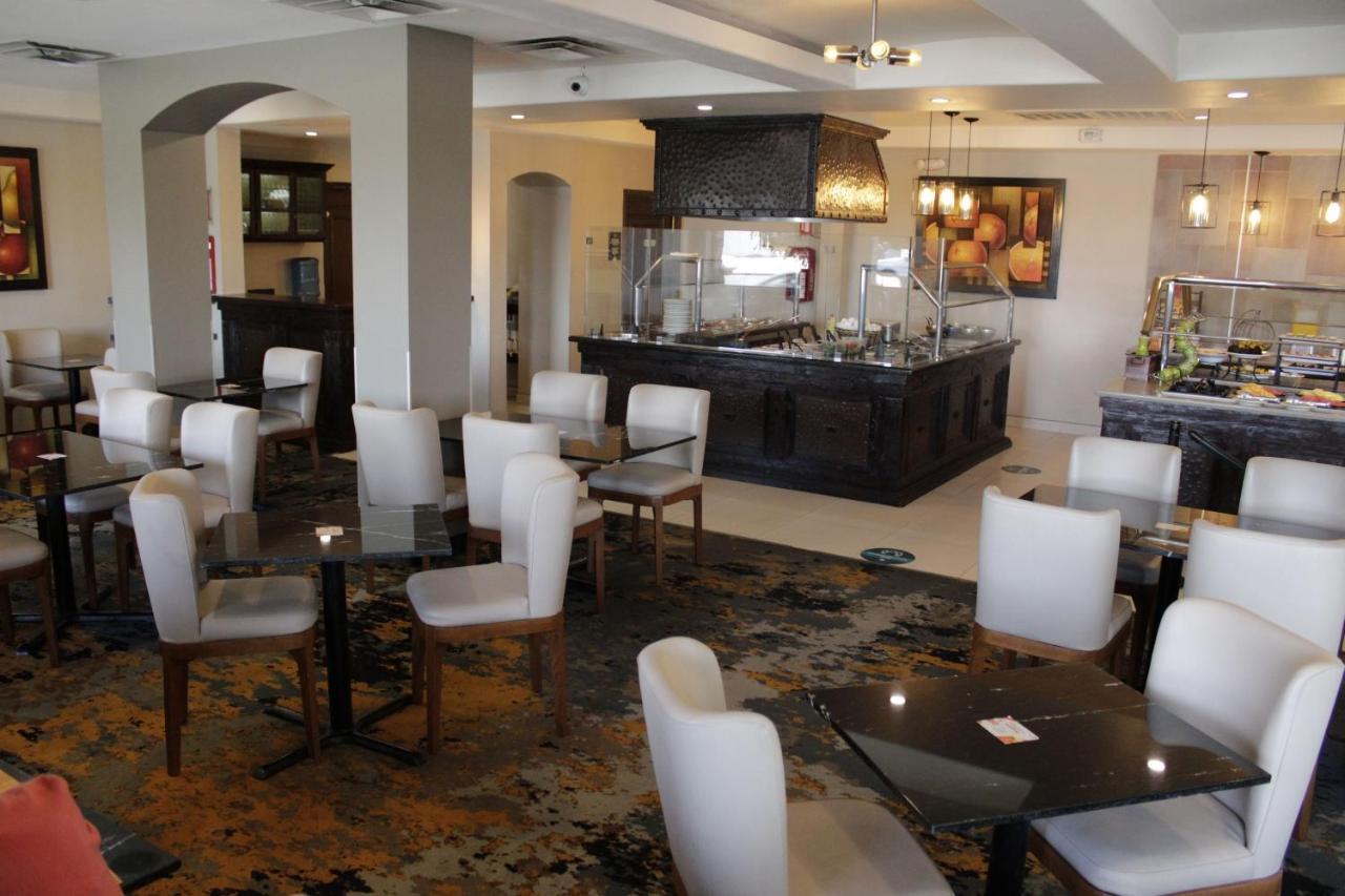 Hotel Calafia مكسيكالي المظهر الخارجي الصورة