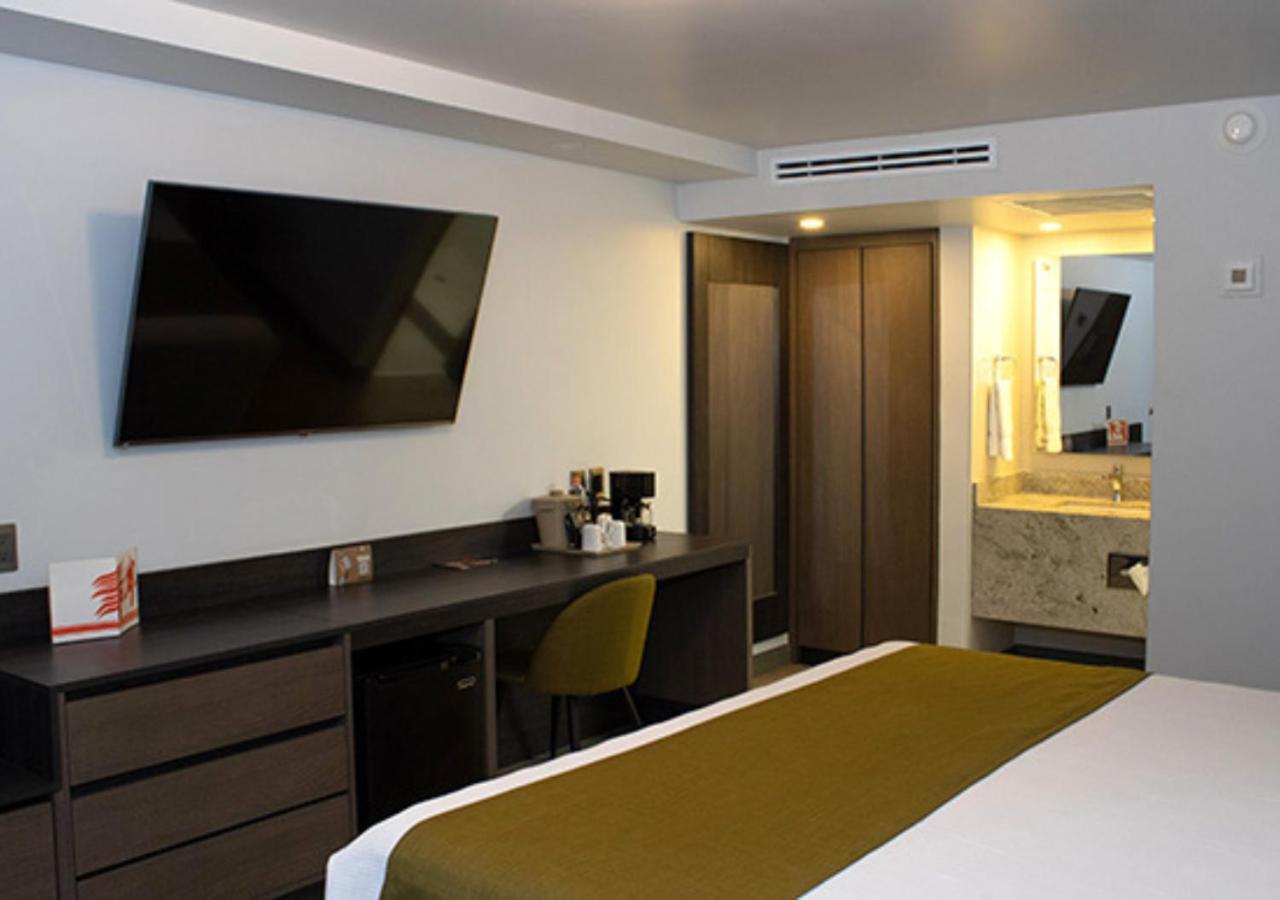 Hotel Calafia مكسيكالي المظهر الخارجي الصورة