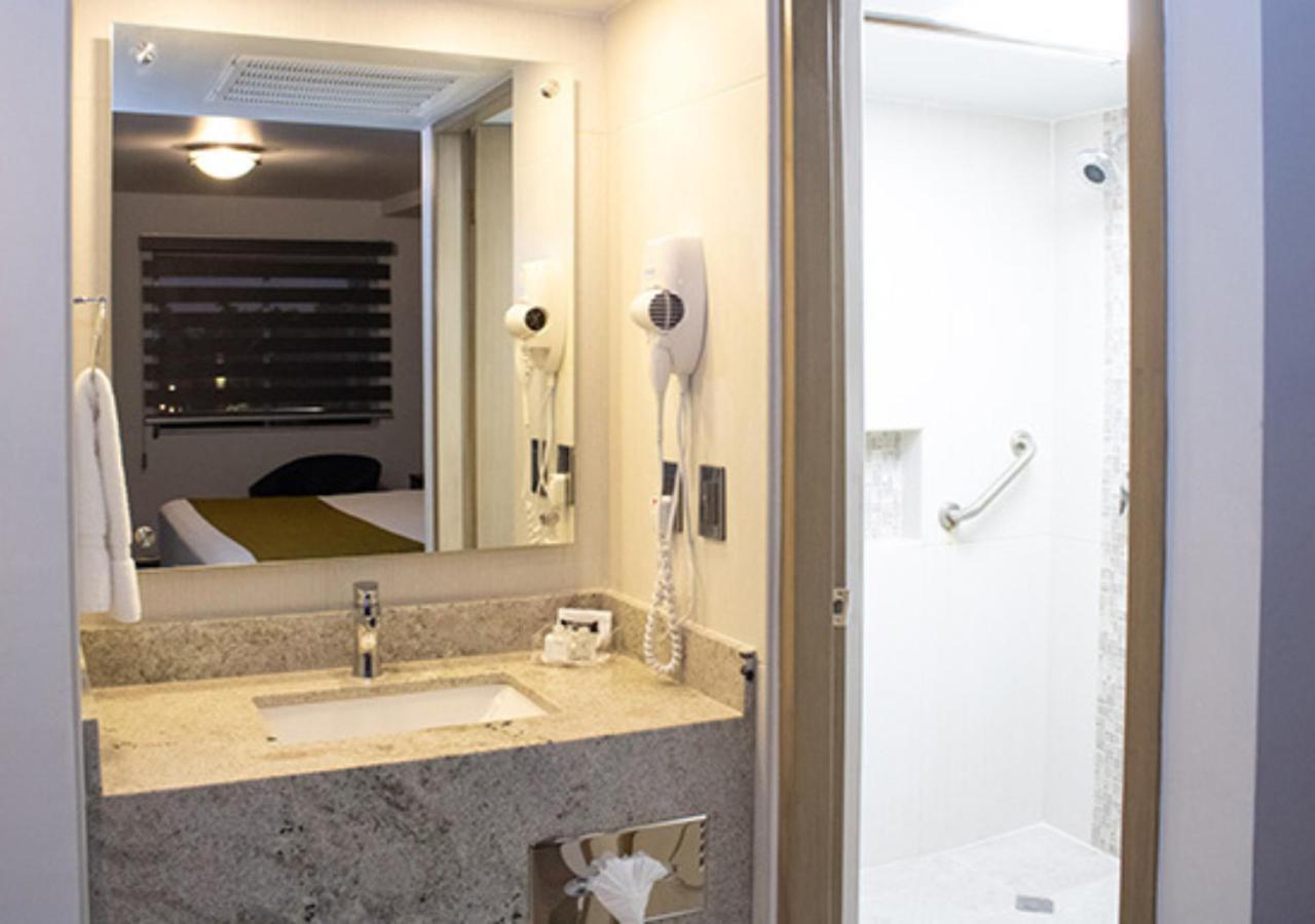 Hotel Calafia مكسيكالي المظهر الخارجي الصورة