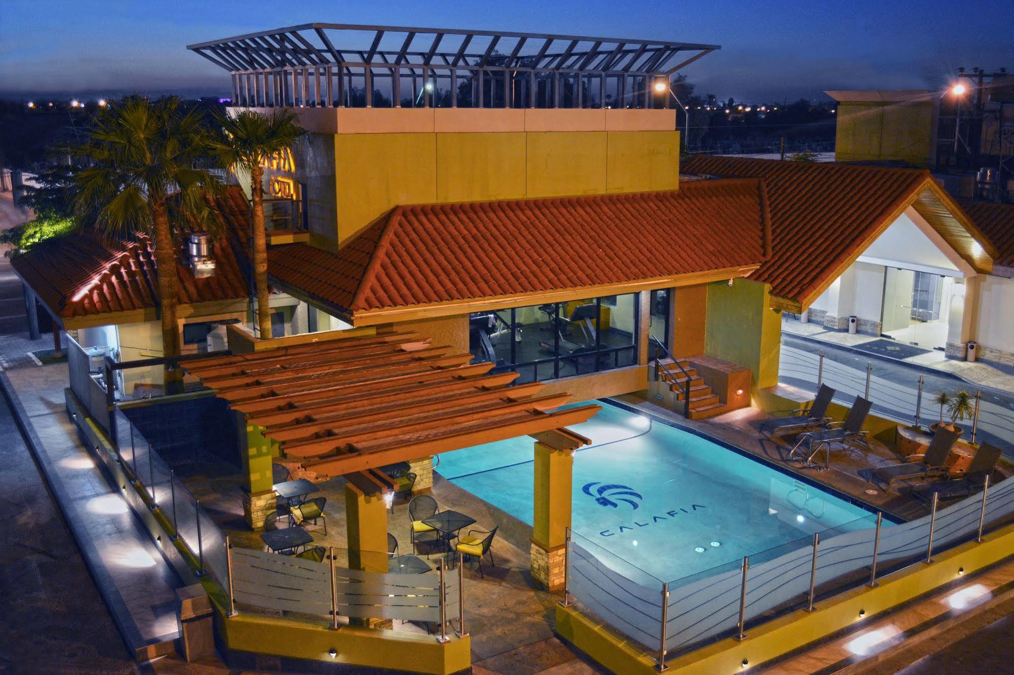 Hotel Calafia مكسيكالي المظهر الخارجي الصورة
